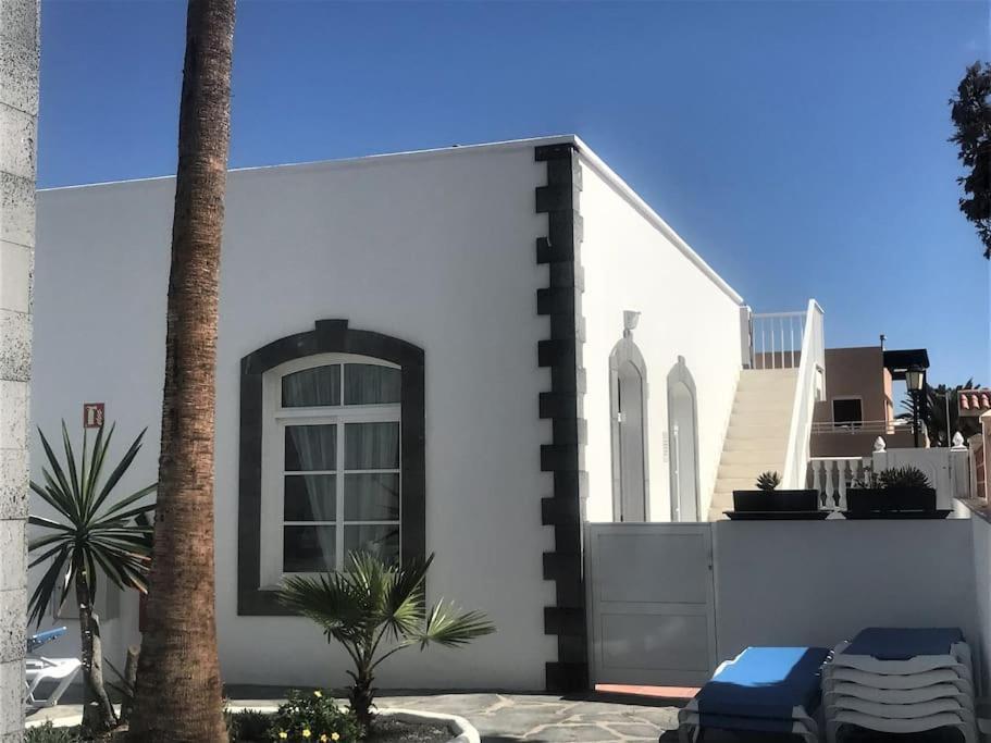 Lovely Villa - Pool Front, Private Roof Terrace, Wifi Fiber Optic Corralejo Exterior photo