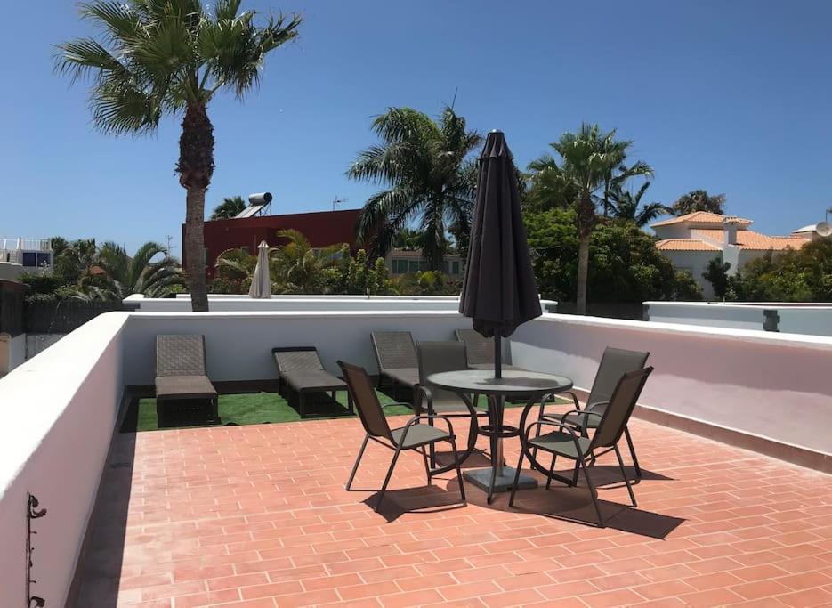 Lovely Villa - Pool Front, Private Roof Terrace, Wifi Fiber Optic Corralejo Exterior photo